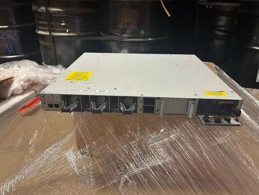 Harga yang bagus Saklar Jaringan Catalyst 9300L dengan 24 Port Uplink 4x1G dan Teknologi StackWise-320 on line