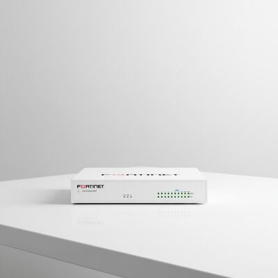 Dobra cena. Oryginalne urządzenie zapory ogniowej Fortinet FG-60F FortiGate-60F 10 portów GE RJ45 Zapora zabezpieczająca w Internecie